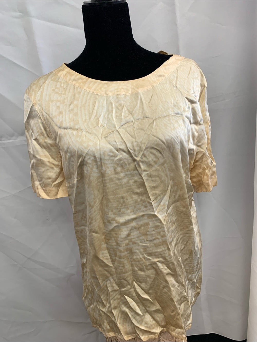 Escada Cream Short-Sleeve Silk Top